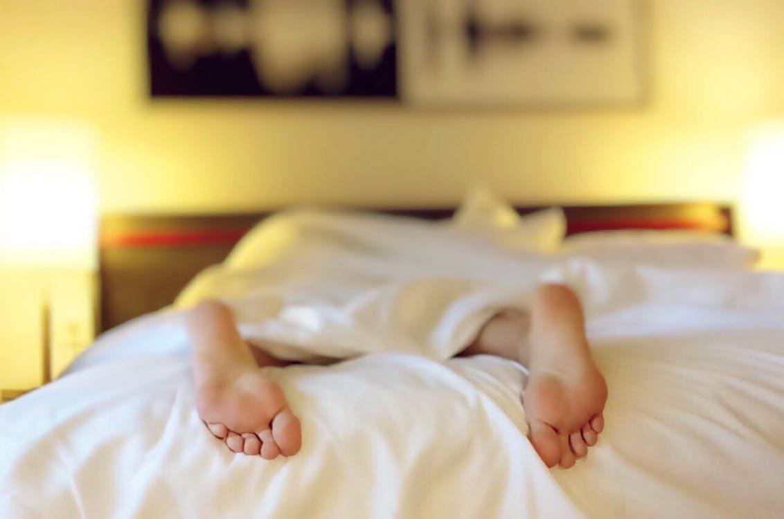 Sleepless Summer Nights: Here Are 3 Natural Sleep Remedies